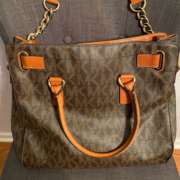 Michael Kors signature shoulder bag handbag - Picture 2 of 8